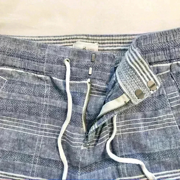 Lou & Grey Shorts - Picture 3 of 3